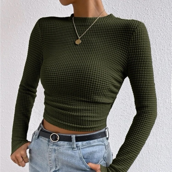 Waffle Knit Ruched Side Crop Top - Picture 2 of 8